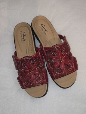 Clarks Burgundy Floral Slide Sandals